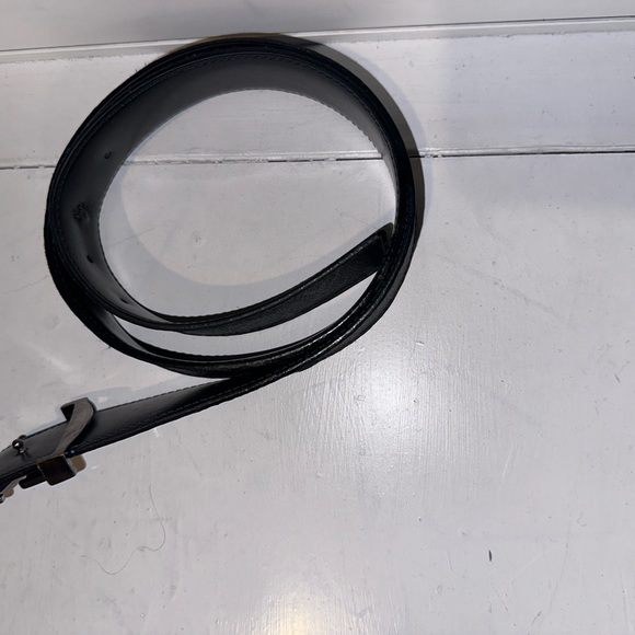 Louis Vuitton Initiales Eclipse 40MM Belt - 85cm/35 inches - Picture 8 of 15